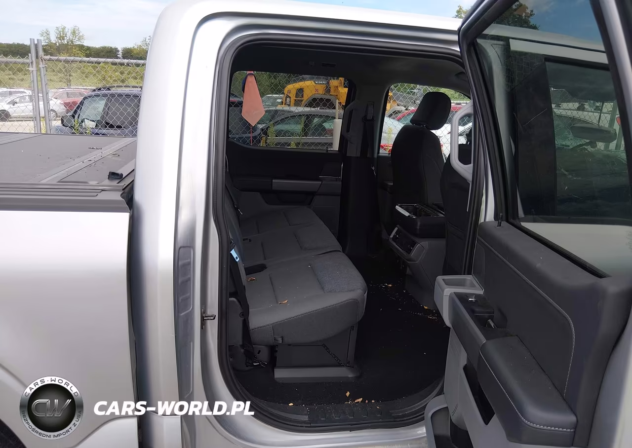 2024 Ford F-150 Xlt VIN:1FTFW3LD3RFA72782 - 8