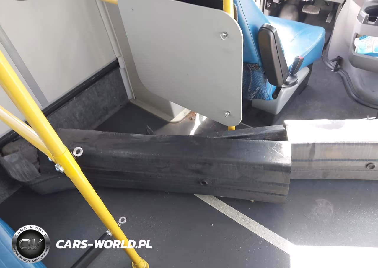 2019 Ford E-350 Cutaway VIN:1FDEE3FS8KDC27624 - 20