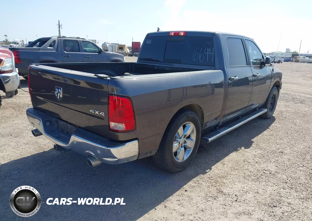 2018 Ram 1500 Big Horn 4X4 6'4 Box VIN:1C6RR7TT6JS126694 - 4