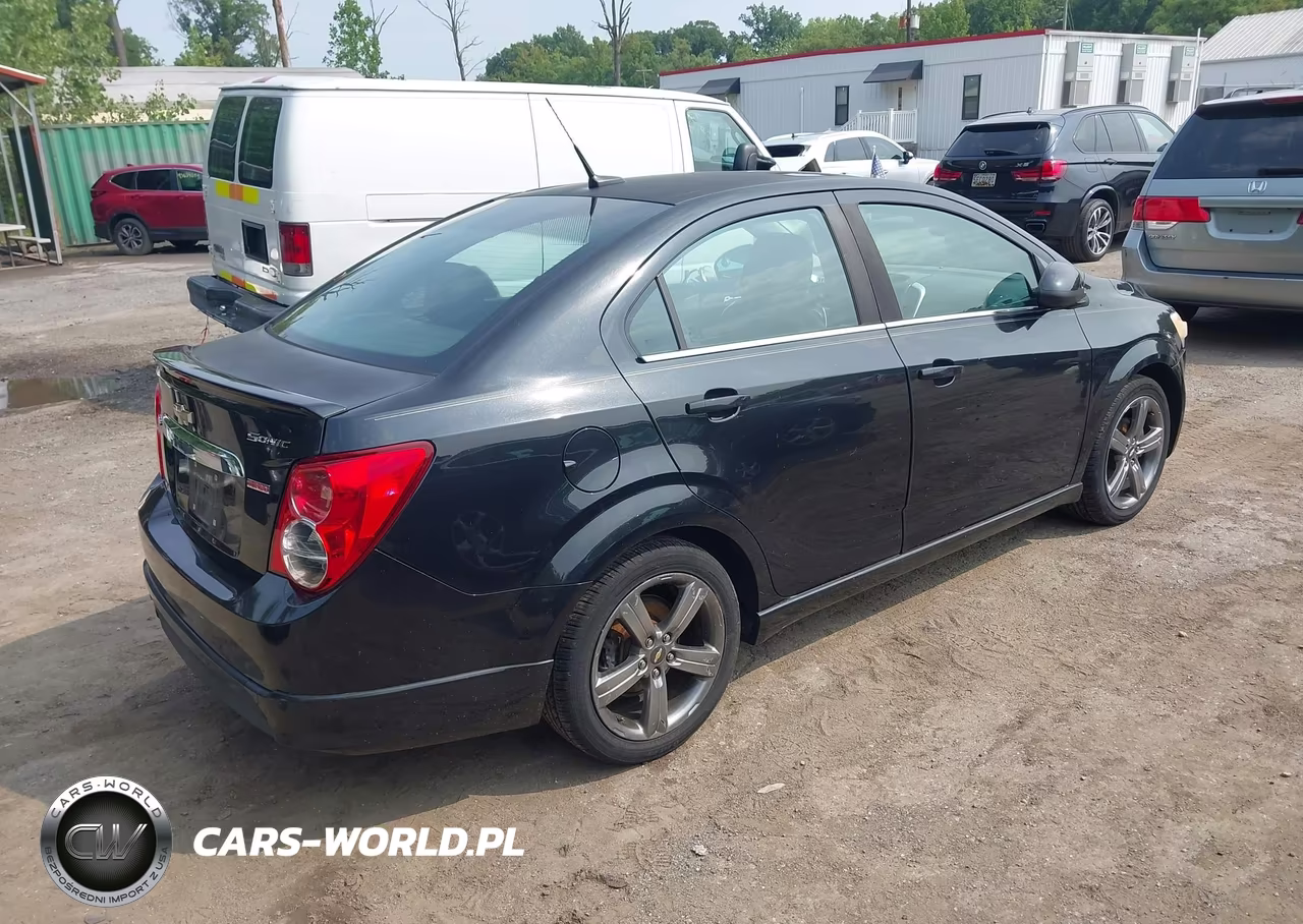 2014 Chevrolet Sonic Rs Auto VIN:1G1JG5SB0E4184635 - 4