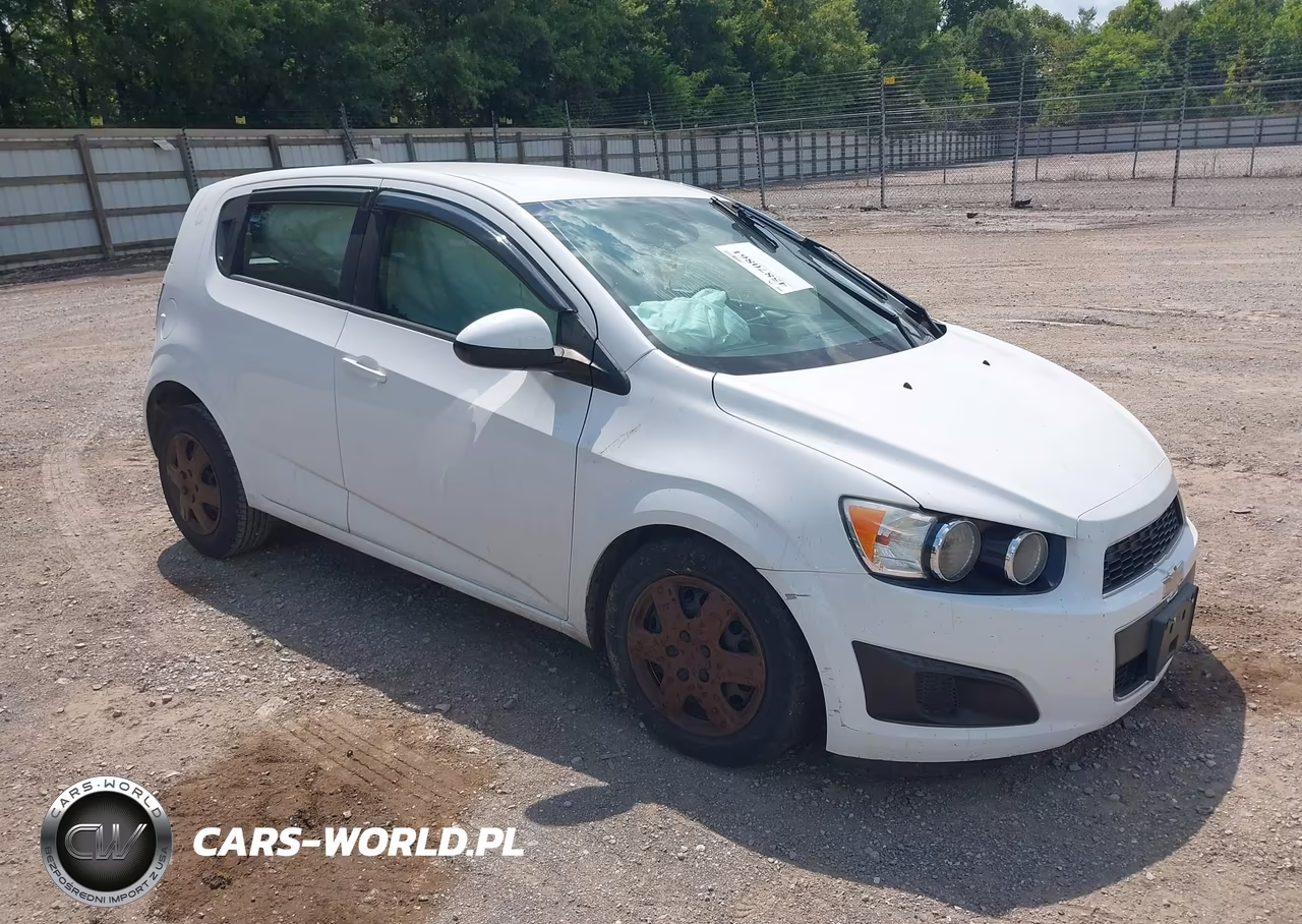 2016 Chevrolet Sonic Ls Auto – zdjęcie 1 z 10