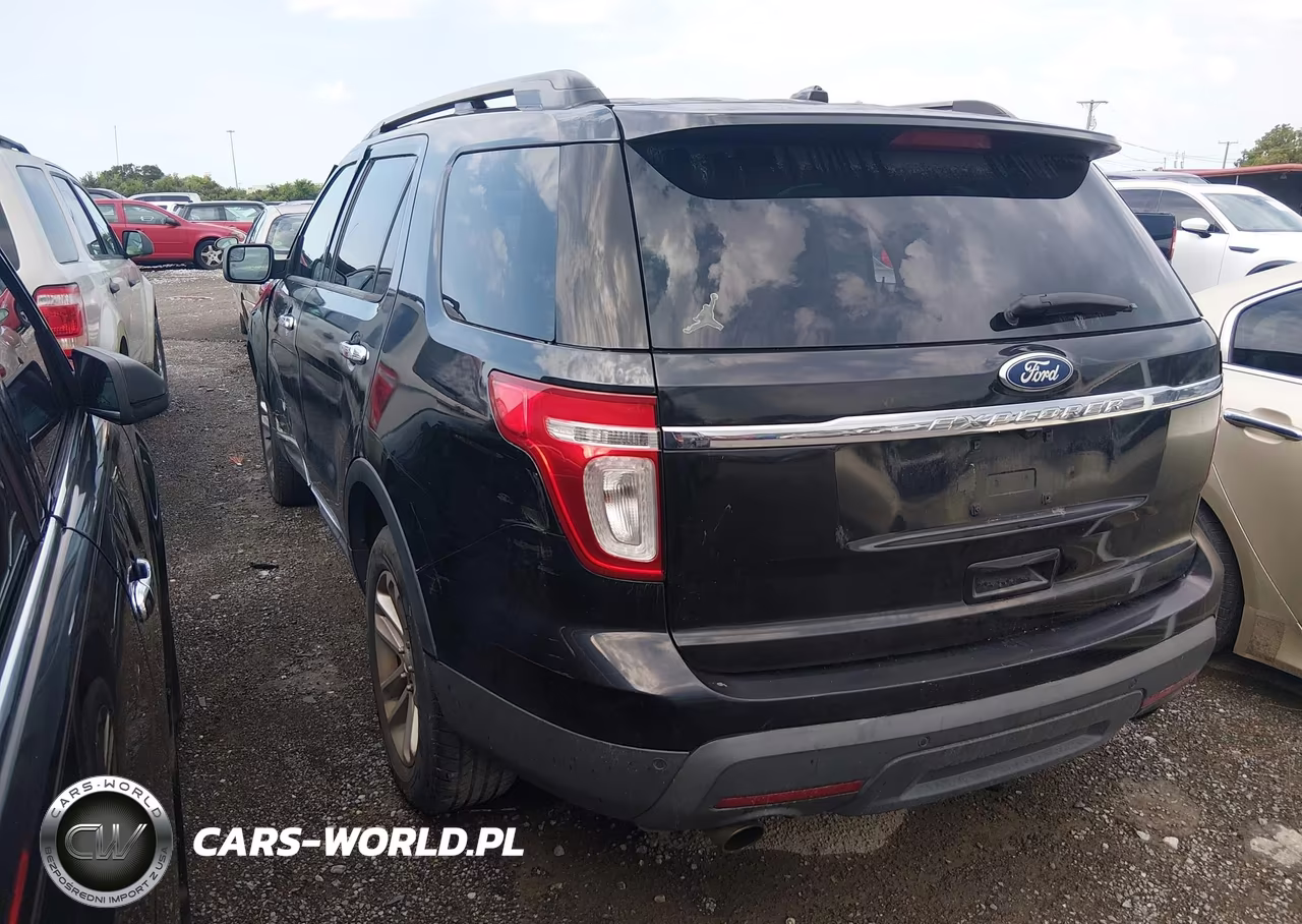 2011 Ford Explorer Xlt VIN:1FMHK7D86BGA06526 - 3
