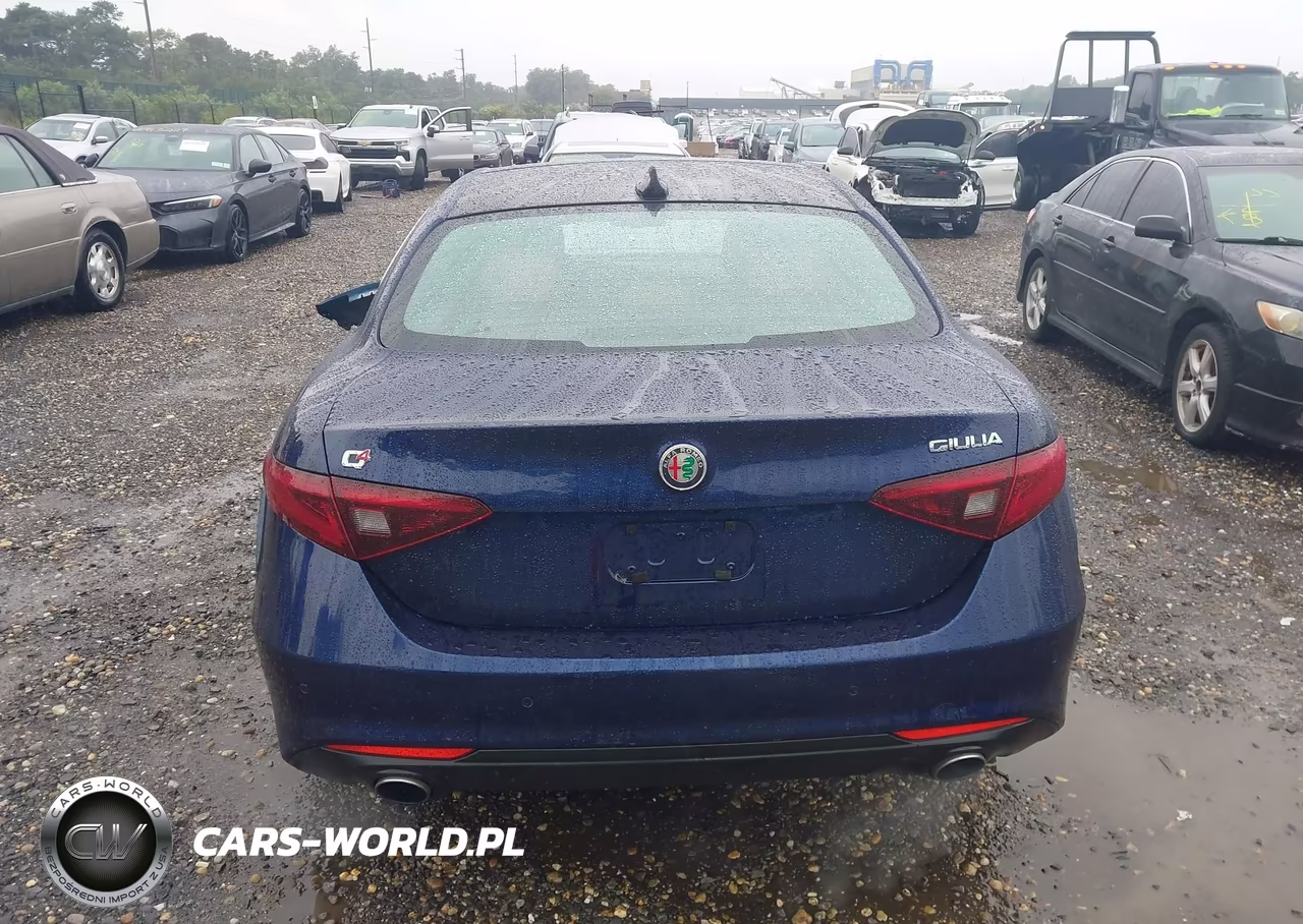 2017 Alfa Romeo Giulia Awd VIN:ZARFAEDNXH7539695 - 16