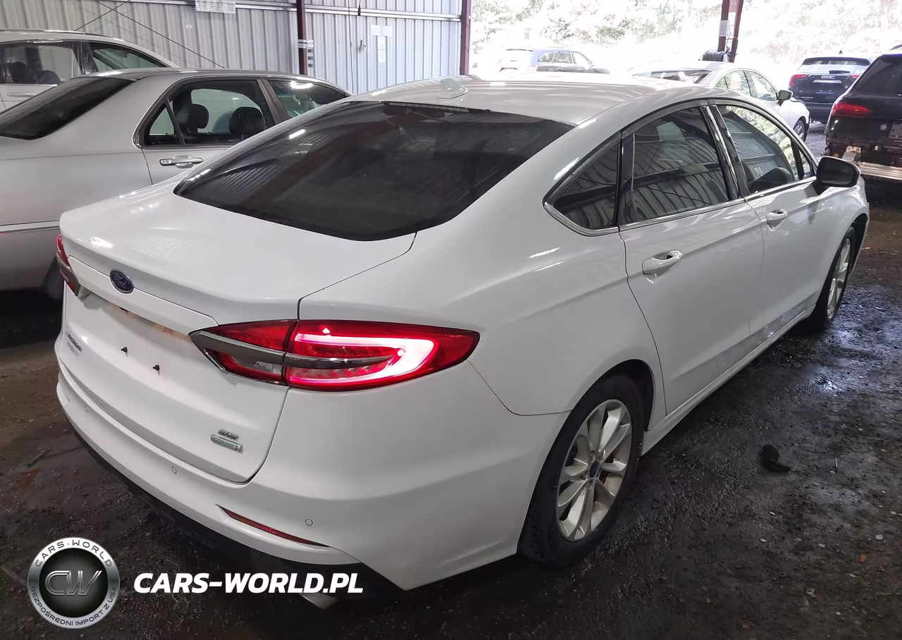 2019 Ford Fusion Se VIN:3FA6P0HD4KR213829 - 4