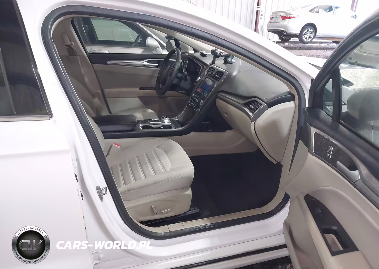 2019 Ford Fusion Se VIN:3FA6P0HD4KR213829 - 5
