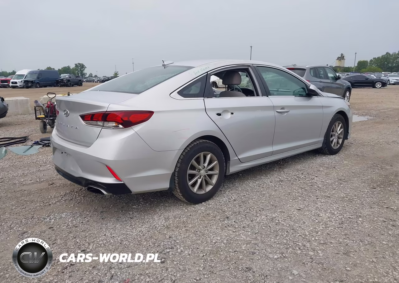 2018 Hyundai Sonata Se VIN:5NPE24AF7JH725612 - 4