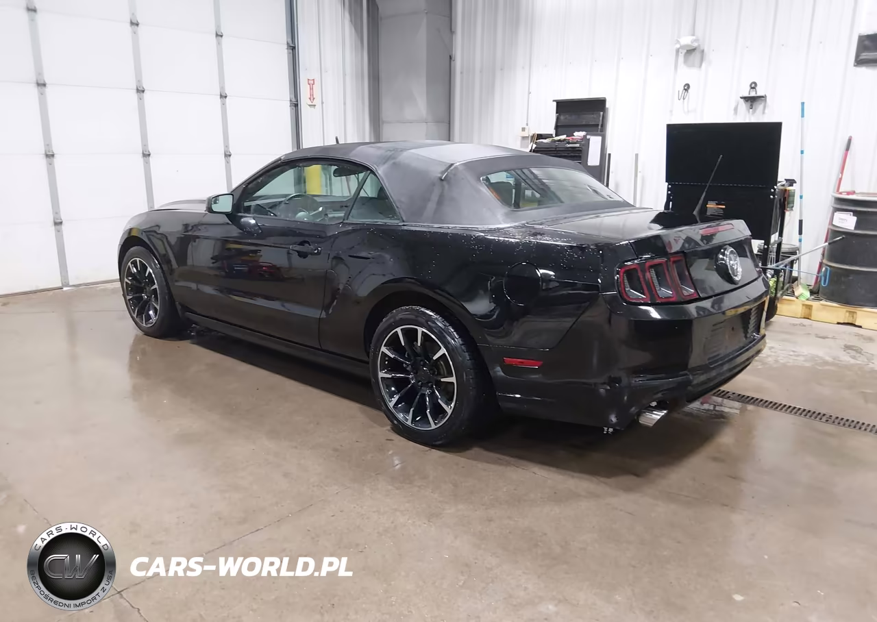 2013 Ford Mustang V6 VIN:1ZVBP8EM7D5272369 - 3