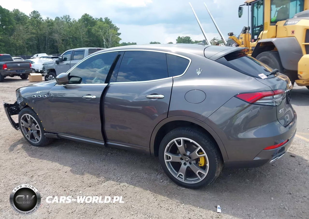 2023 Maserati Levante Gt VIN:ZN661XUA8PX423573 - 3