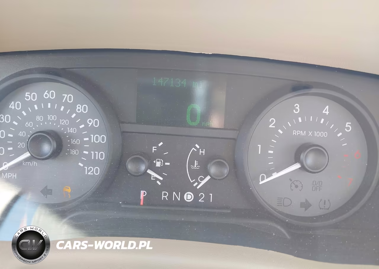 2007 Mercury Grand Marquis Ls VIN:2MEFM75V07X639954 - 7
