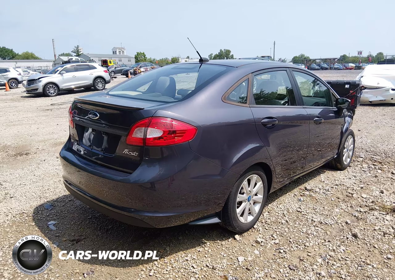 2012 Ford Fiesta Se VIN:3FADP4BJ1CM137417 - 4
