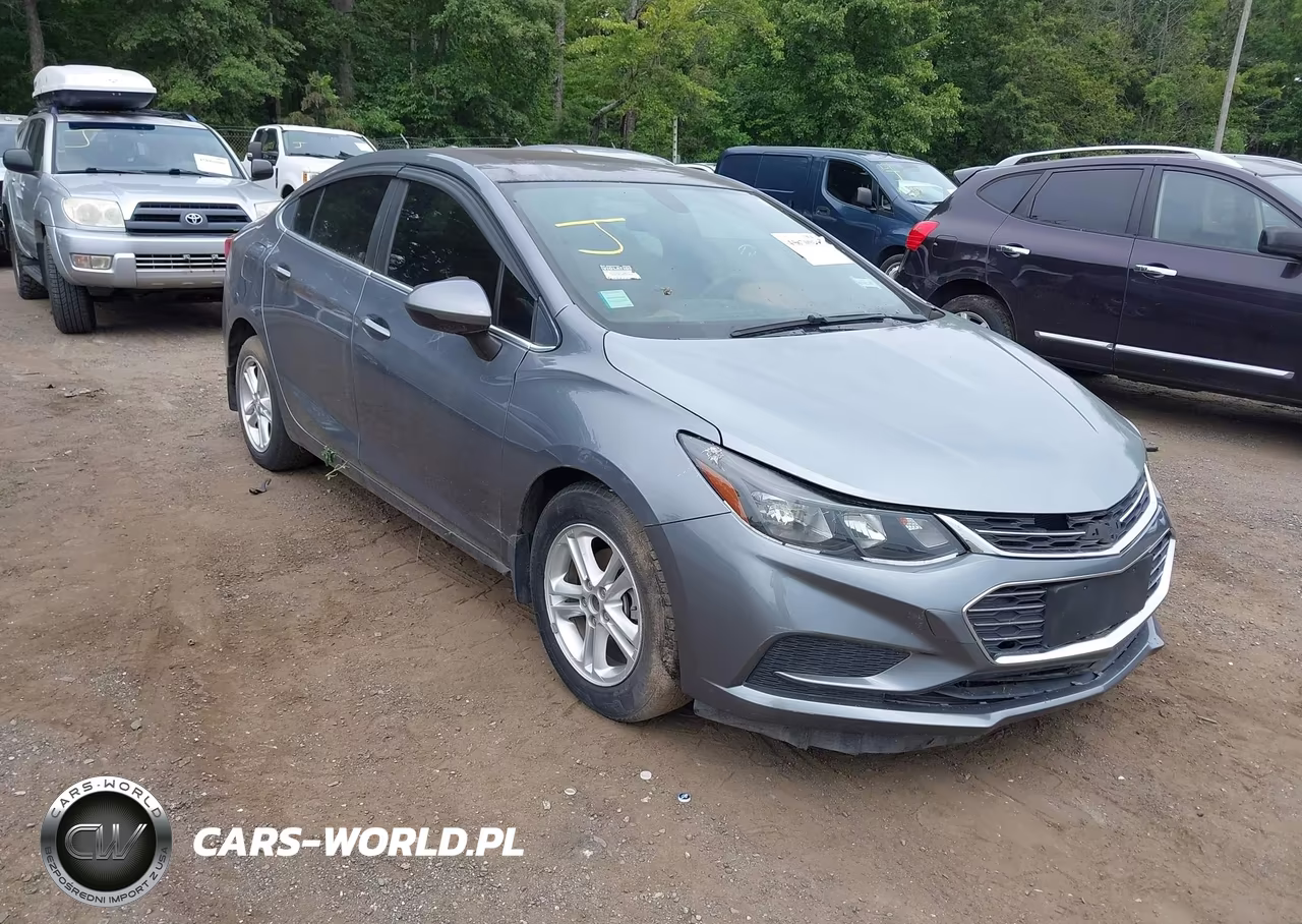2018 Chevrolet Cruze Lt Auto – zdjęcie 1 z 11