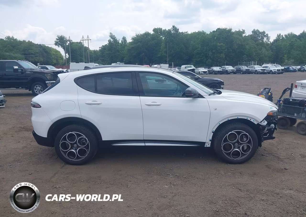2024 Alfa Romeo Tonale Ti Eawd VIN:ZASPATCW1R3050175 - 13