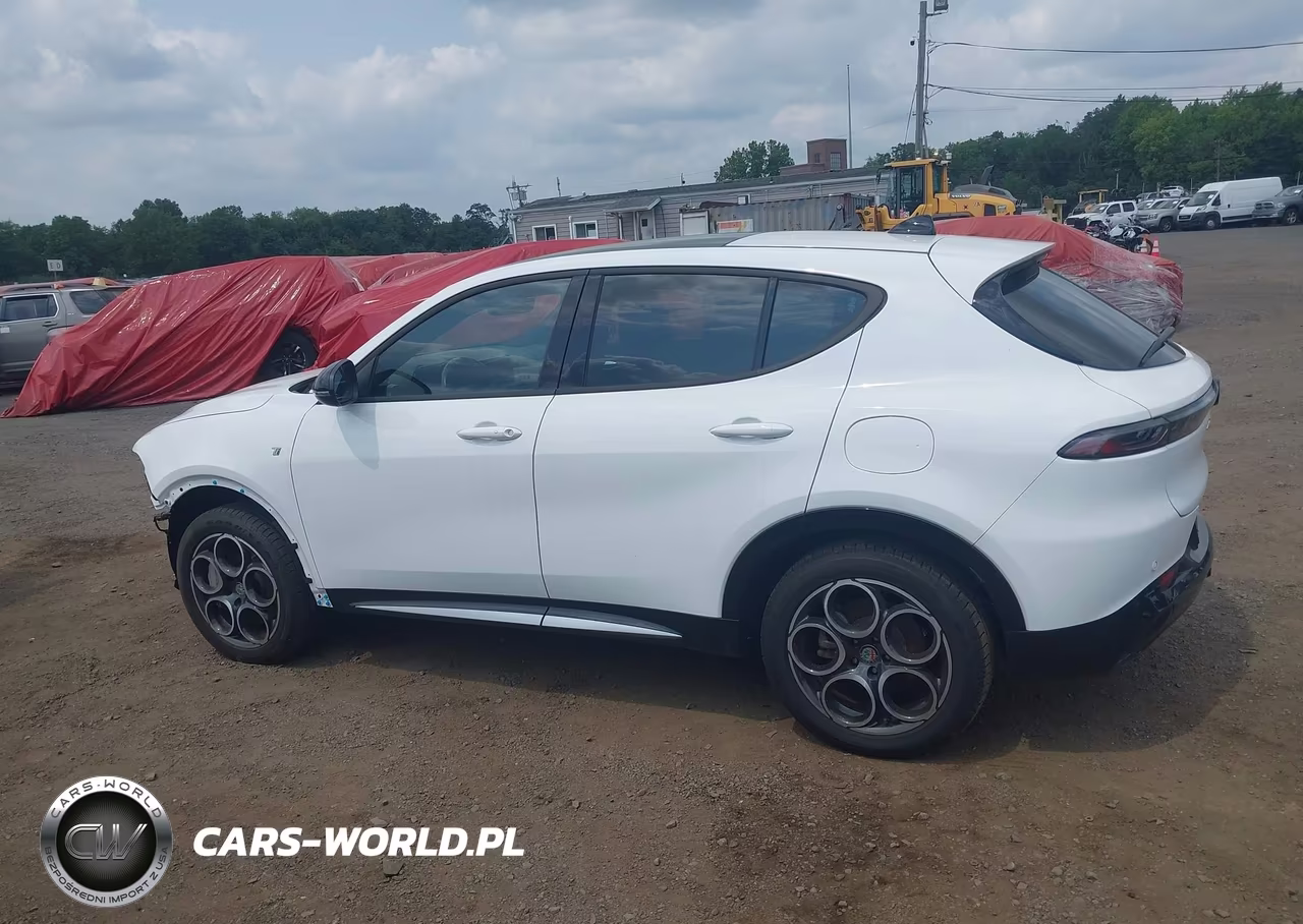 2024 Alfa Romeo Tonale Ti Eawd VIN:ZASPATCW1R3050175 - 14