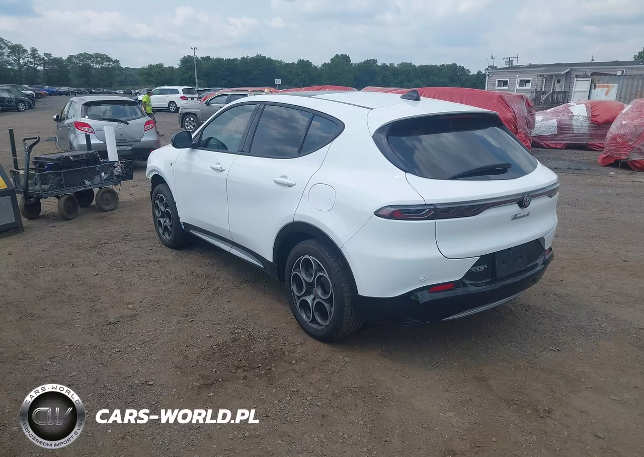 2024 Alfa Romeo Tonale Ti Eawd VIN:ZASPATCW1R3050175 - 3