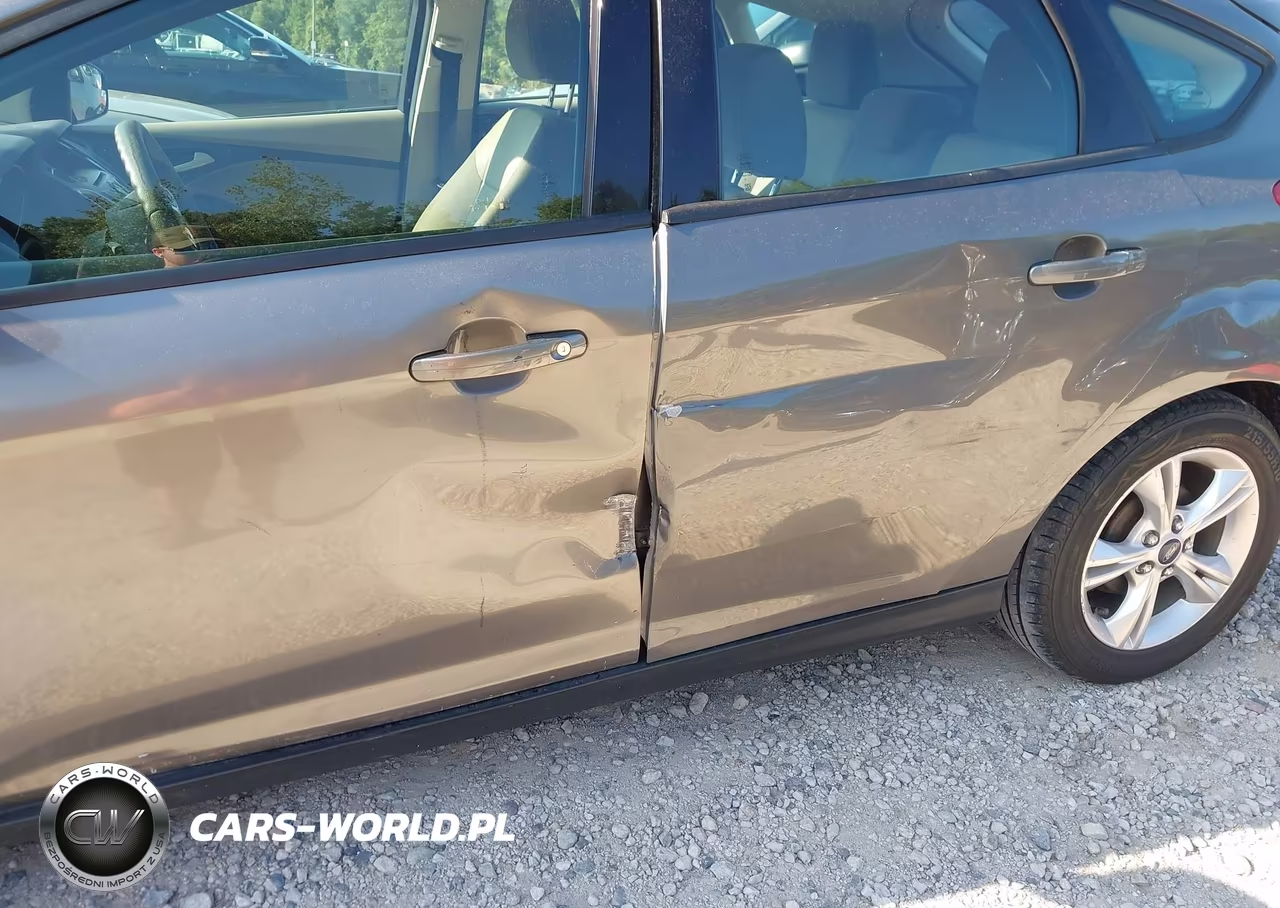 2014 Ford Focus Se VIN:1FADP3K26EL166936 - 6