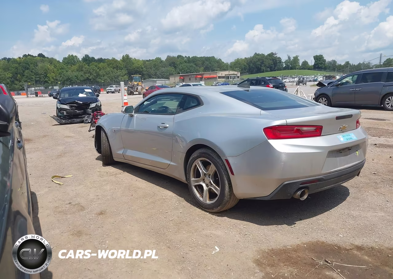 2017 Chevrolet Camaro 1Lt VIN:1G1FB1RS3H0178911 - 3