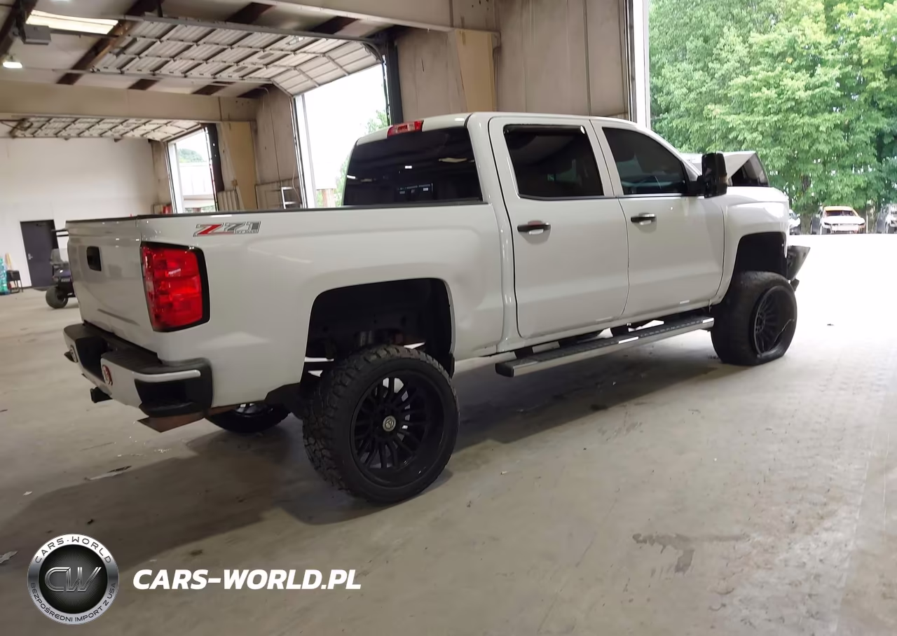 2017 Chevrolet Silverado 1500 Lt VIN:3GCUKREC4HG218811 - 4