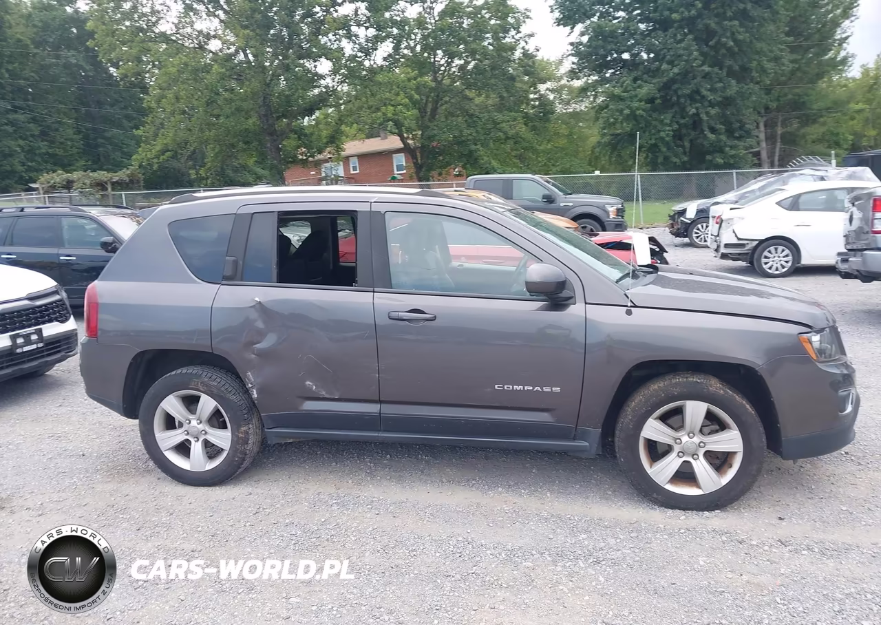 2015 Jeep Compass High Altitude Edition VIN:1C4NJCEA9FD126400 - 14