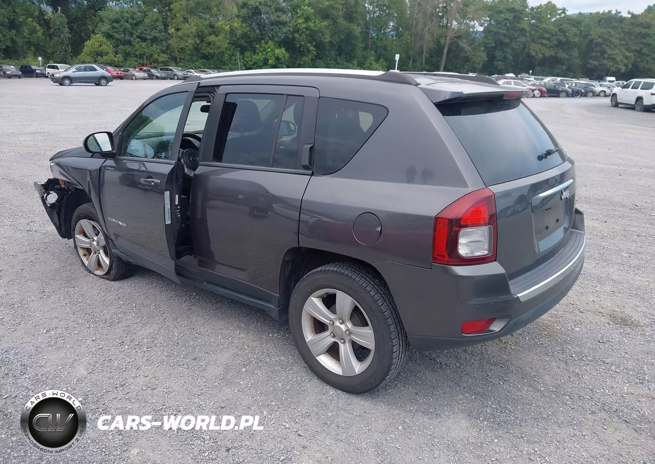 2015 Jeep Compass High Altitude Edition VIN:1C4NJCEA9FD126400 - 3