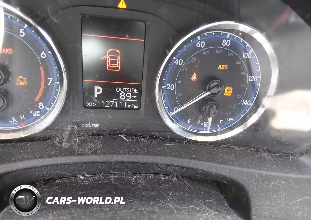 2018 Toyota Corolla Le VIN:2T1BURHE6JC016907 - 15