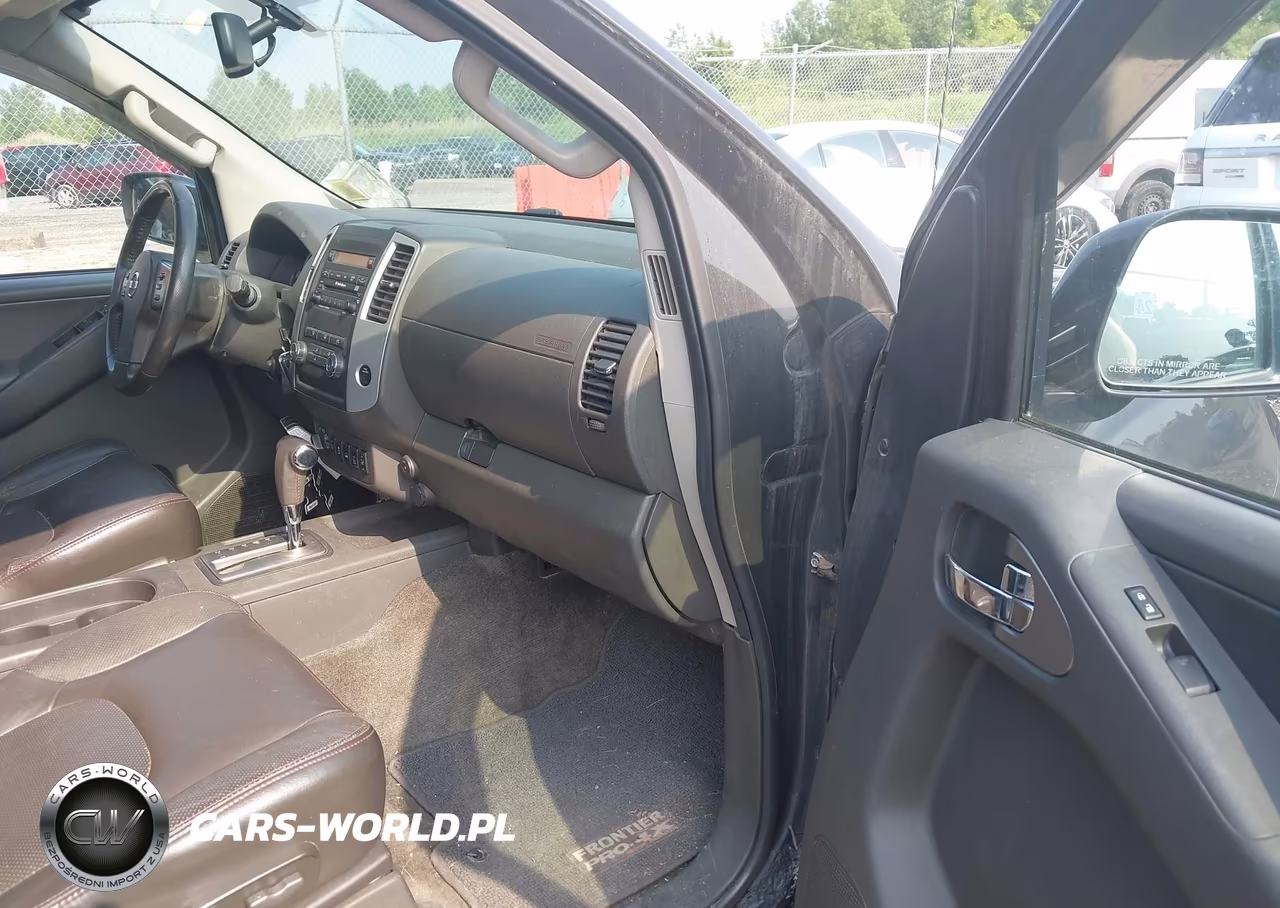2012 Nissan Frontier Pro-4X VIN:1N6AD0EV5CC428322 - 5