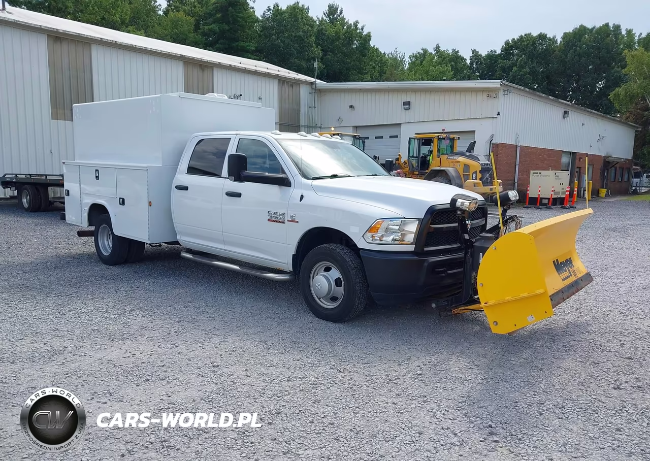 2015 Ram 3500 Chassis Tradesman-Slt-Laramie