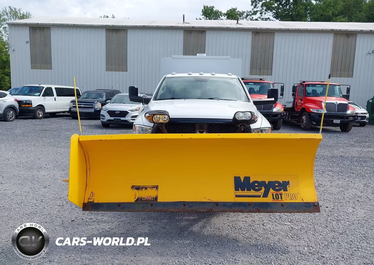 2015 Ram 3500 Chassis Tradesman-Slt-Laramie VIN:3C7WRTCL9FG707161 - 13