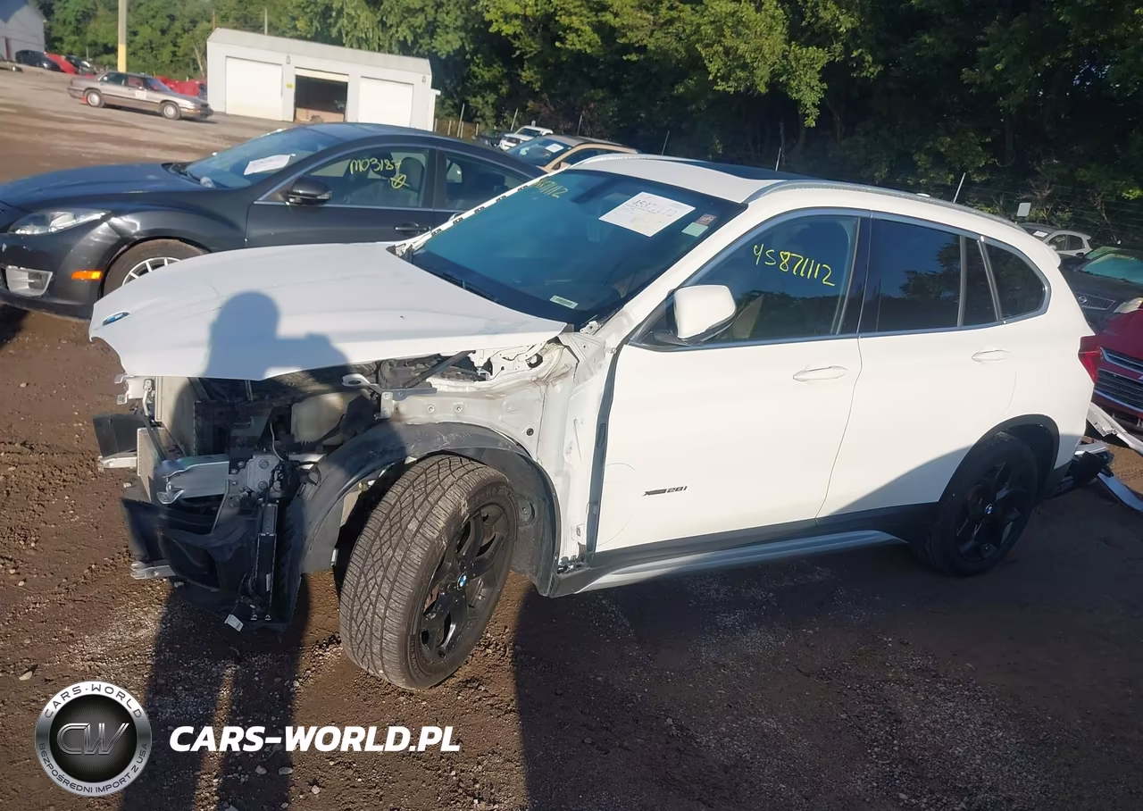 2018 BMW X1 xDrive28I VIN:WBXHT3C30J5K26953 - 15
