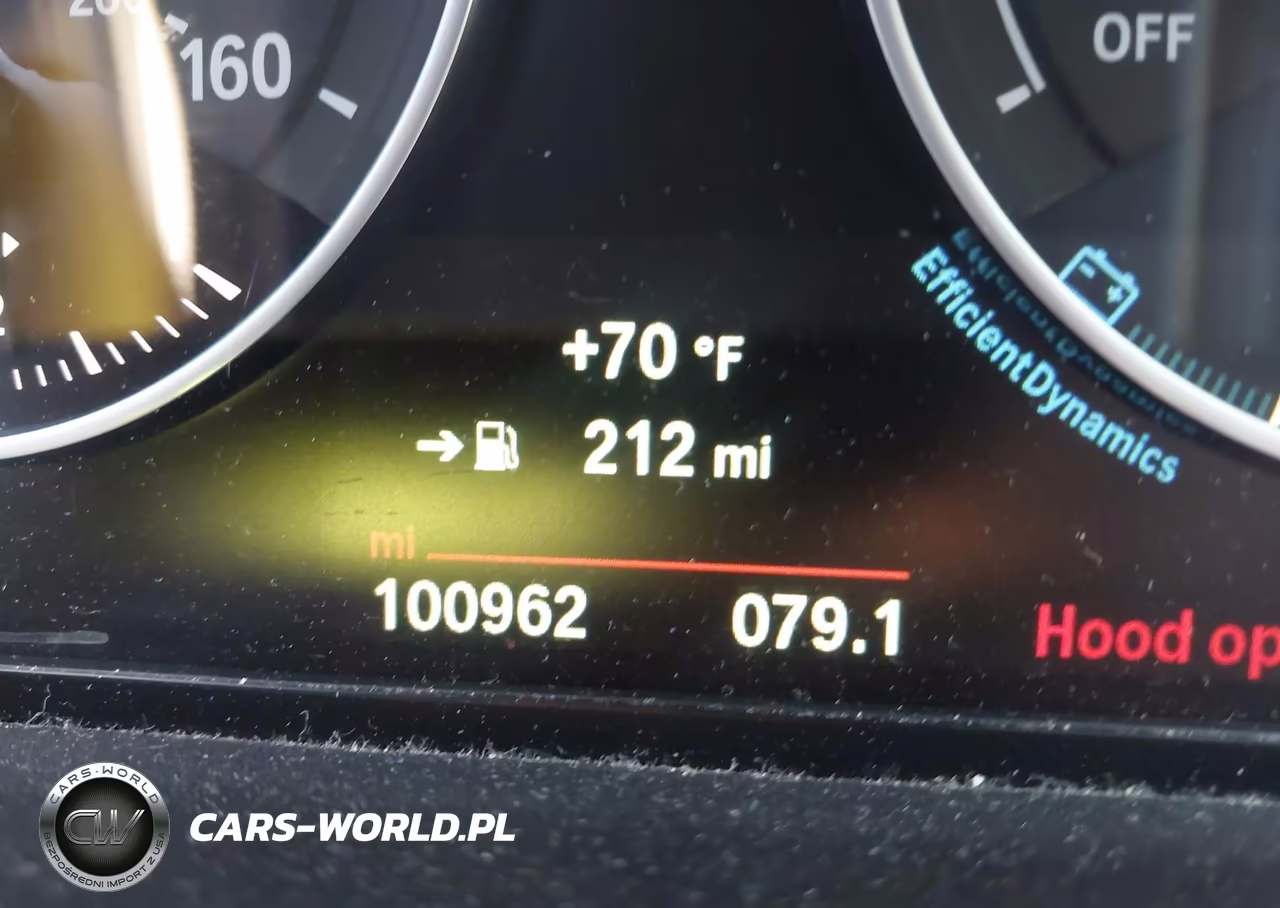 2018 BMW X1 xDrive28I VIN:WBXHT3C30J5K26953 - 16