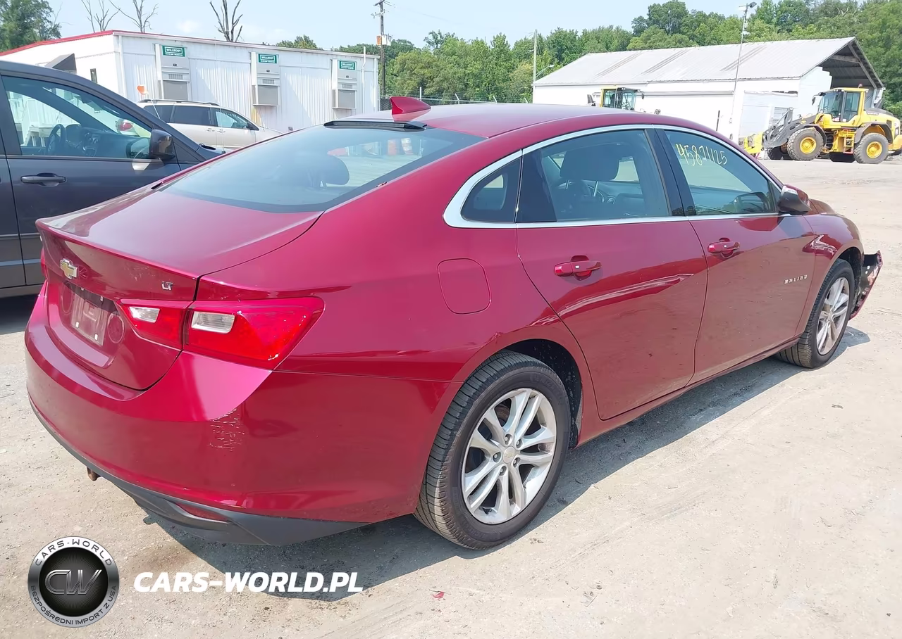2018 Chevrolet Malibu Lt VIN:1G1ZD5ST5JF121162 - 4