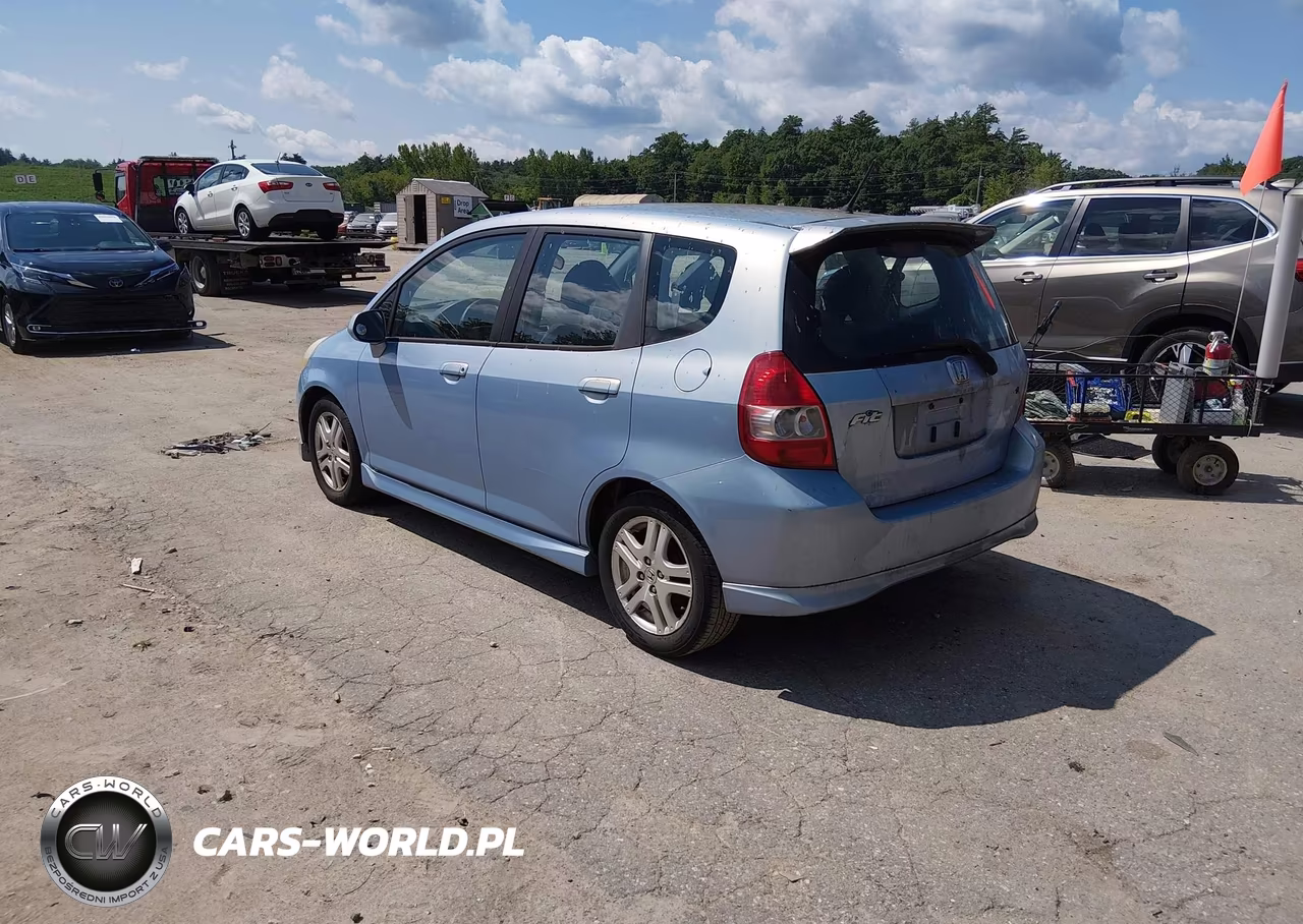 2008 Honda Fit Sport VIN:JHMGD38608S035990 - 3