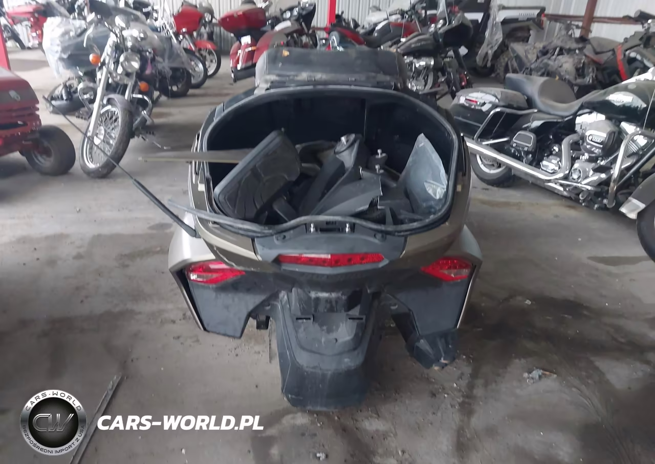 2020 Can-Am Spyder Roadster F3-T-F3 Limited VIN:2BXREDD22LV000756 - 6