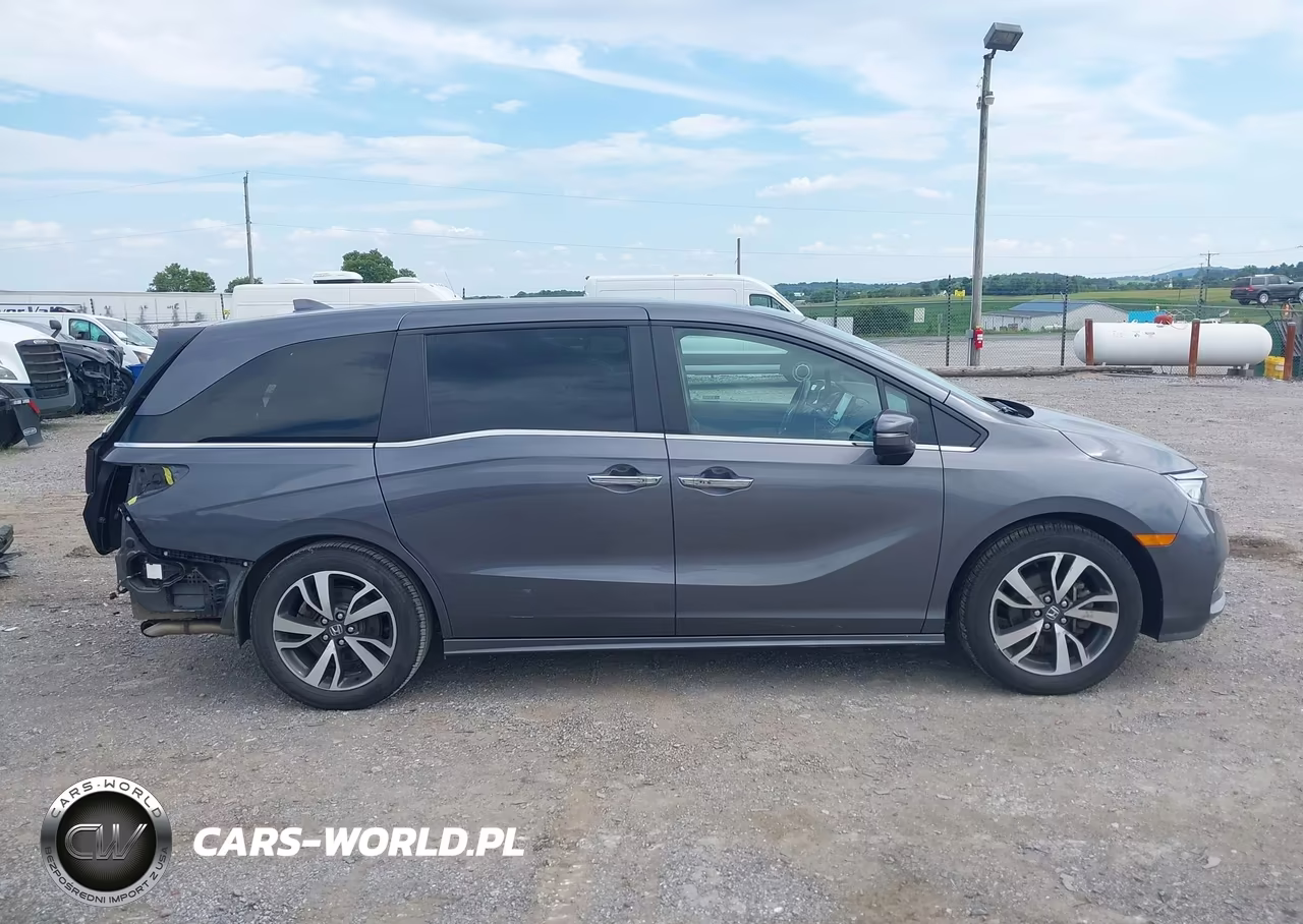 2024 Honda Odyssey Touring VIN:5FNRL6H81RB023586 - 14