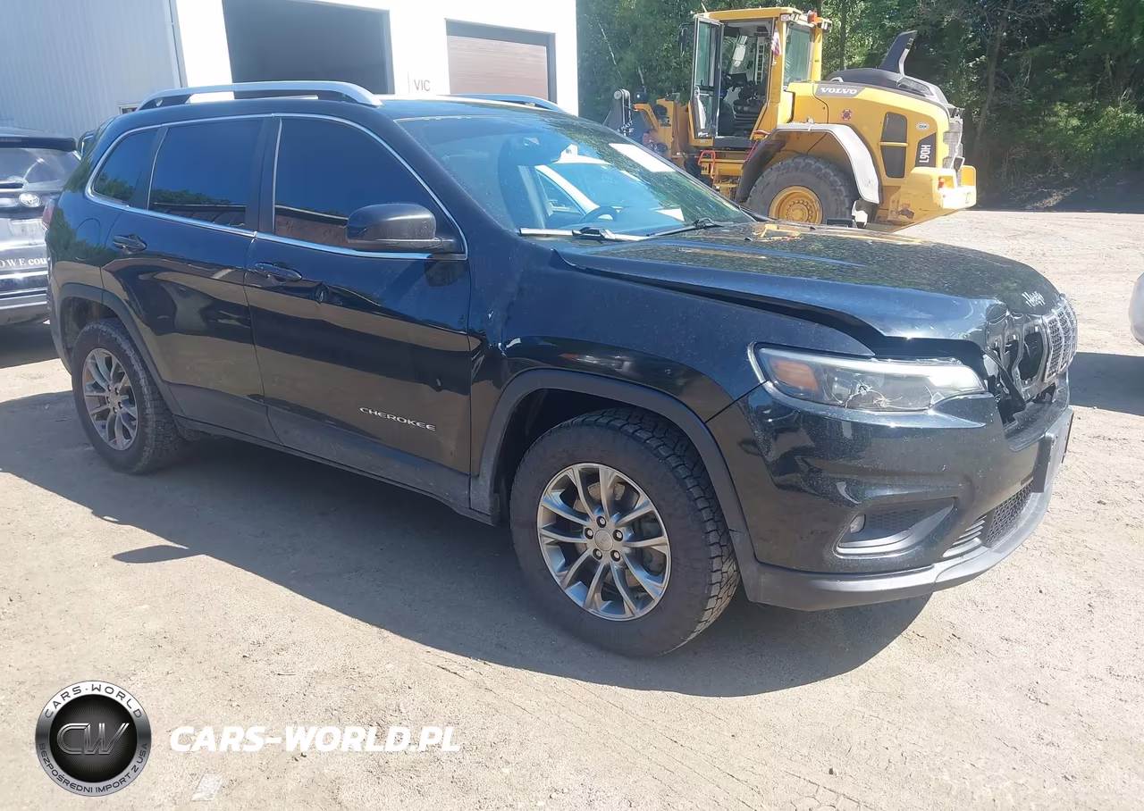 2019 Jeep Cherokee Latitude Plus 4X4 – zdjęcie 1 z 18