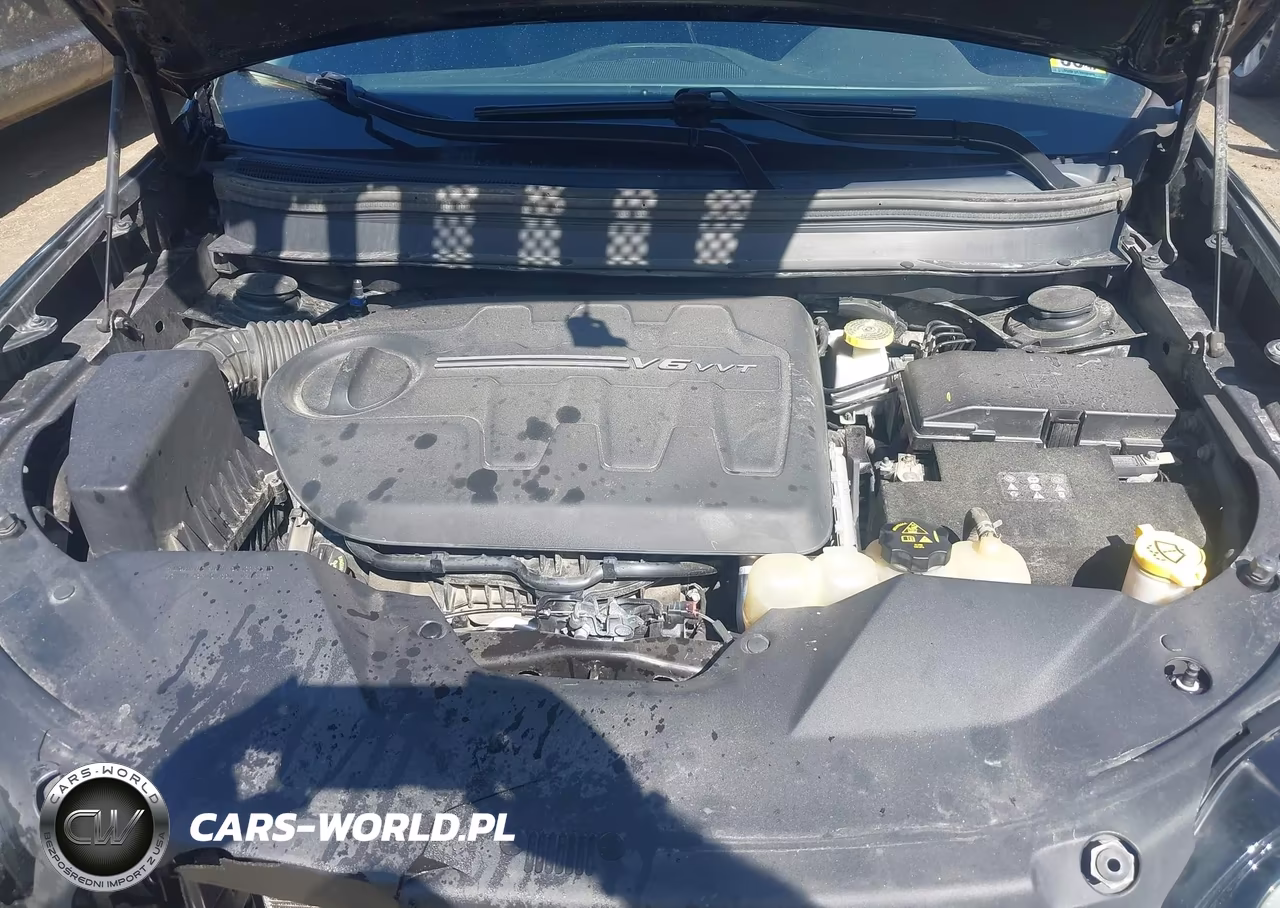 2019 Jeep Cherokee Latitude Plus 4X4 VIN:1C4PJMLX0KD414693 - 10