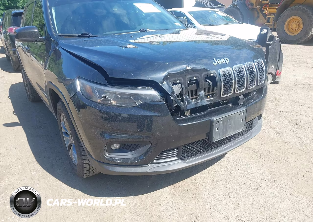 2019 Jeep Cherokee Latitude Plus 4X4 VIN:1C4PJMLX0KD414693 - 12
