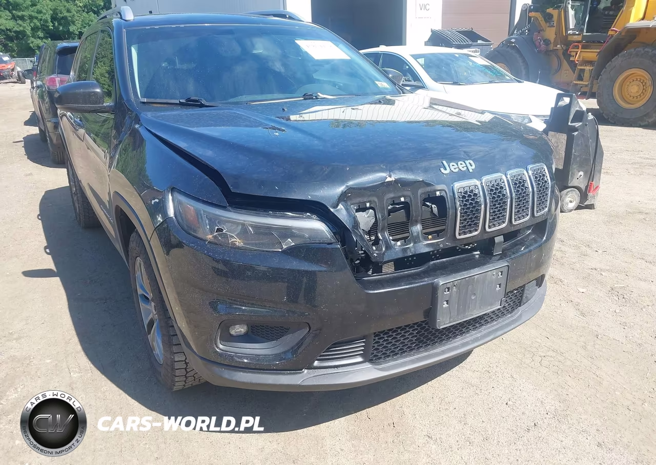 2019 Jeep Cherokee Latitude Plus 4X4 VIN:1C4PJMLX0KD414693 - 6