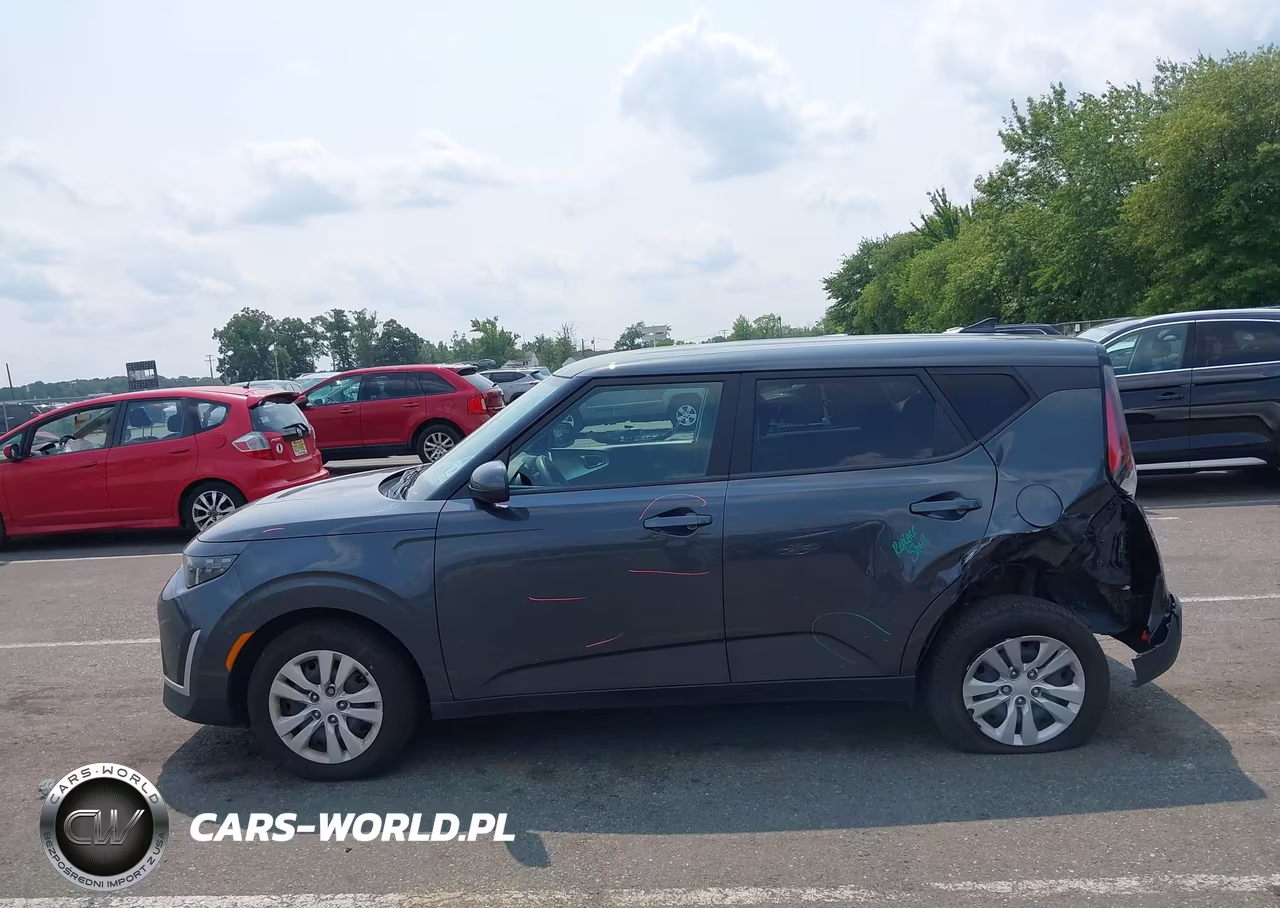 2025 Kia Soul Lx VIN:KNDJ23AU2S7256846 - 14