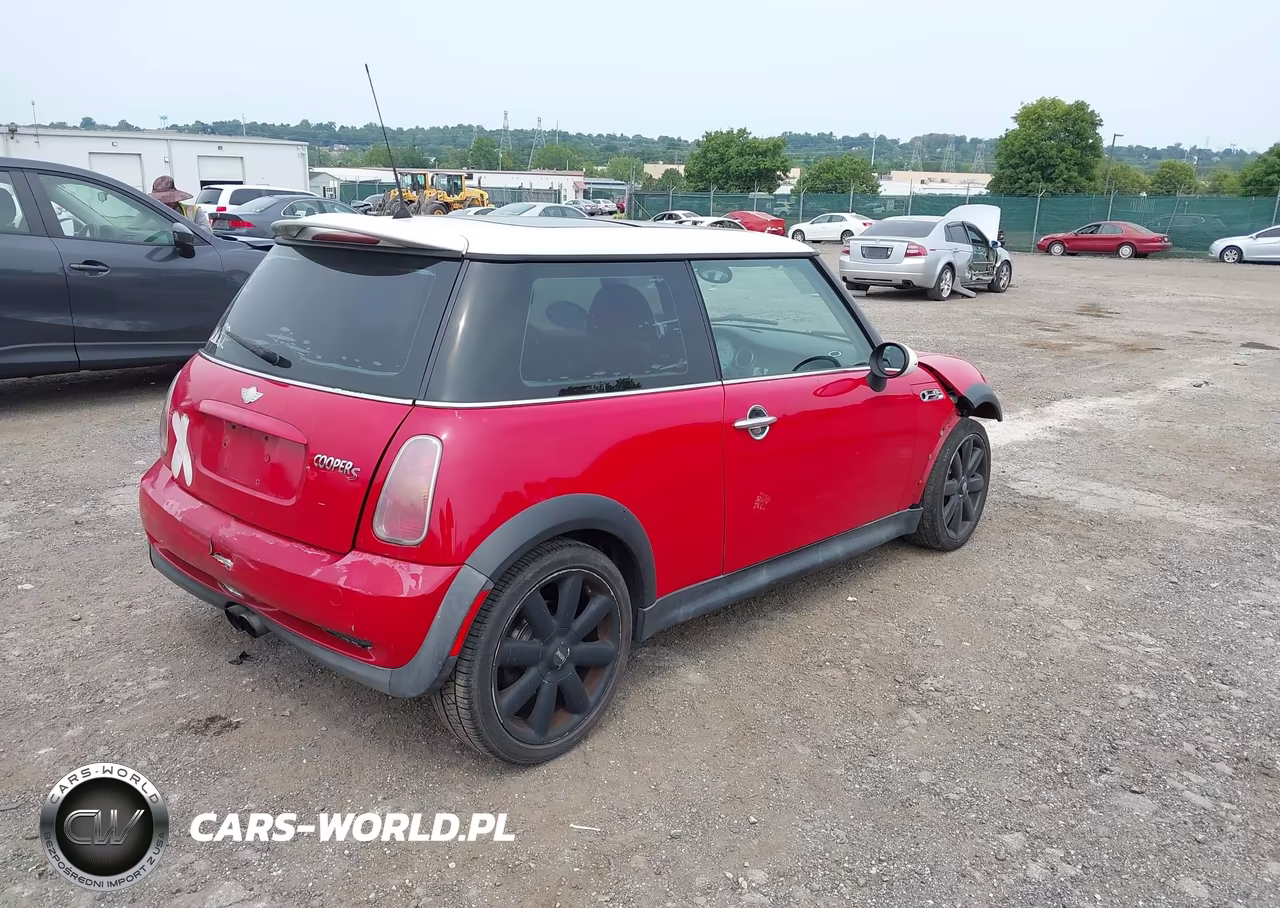 2002 Mini Cooper S VIN:WMWRE33432TD53973 - 4