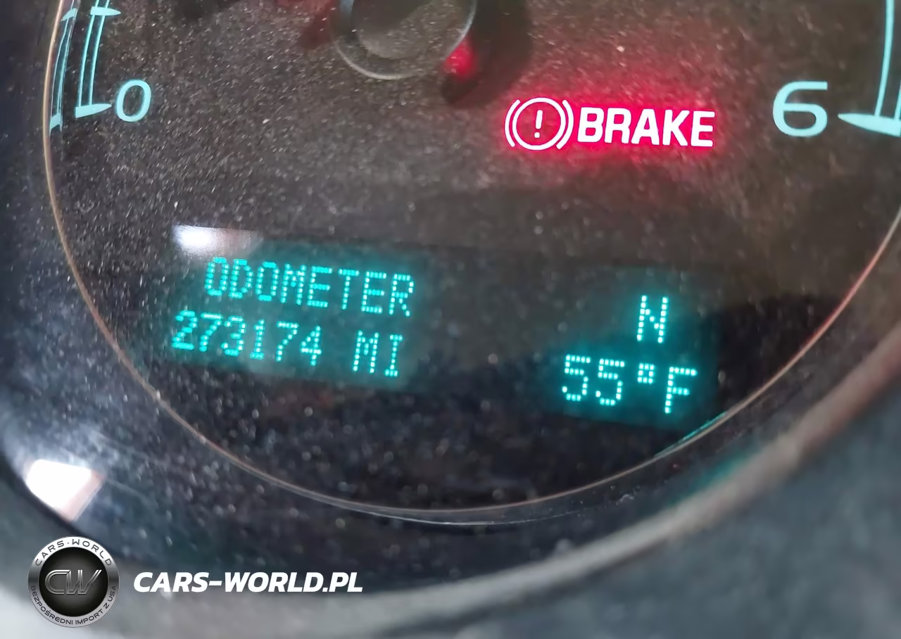 2010 Chevrolet Tahoe Ltz VIN:1GNUKCE08AR187921 - 15