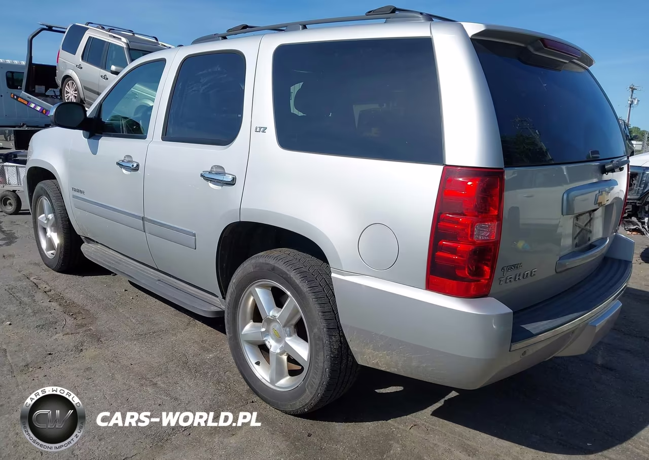 2010 Chevrolet Tahoe Ltz VIN:1GNUKCE08AR187921 - 3
