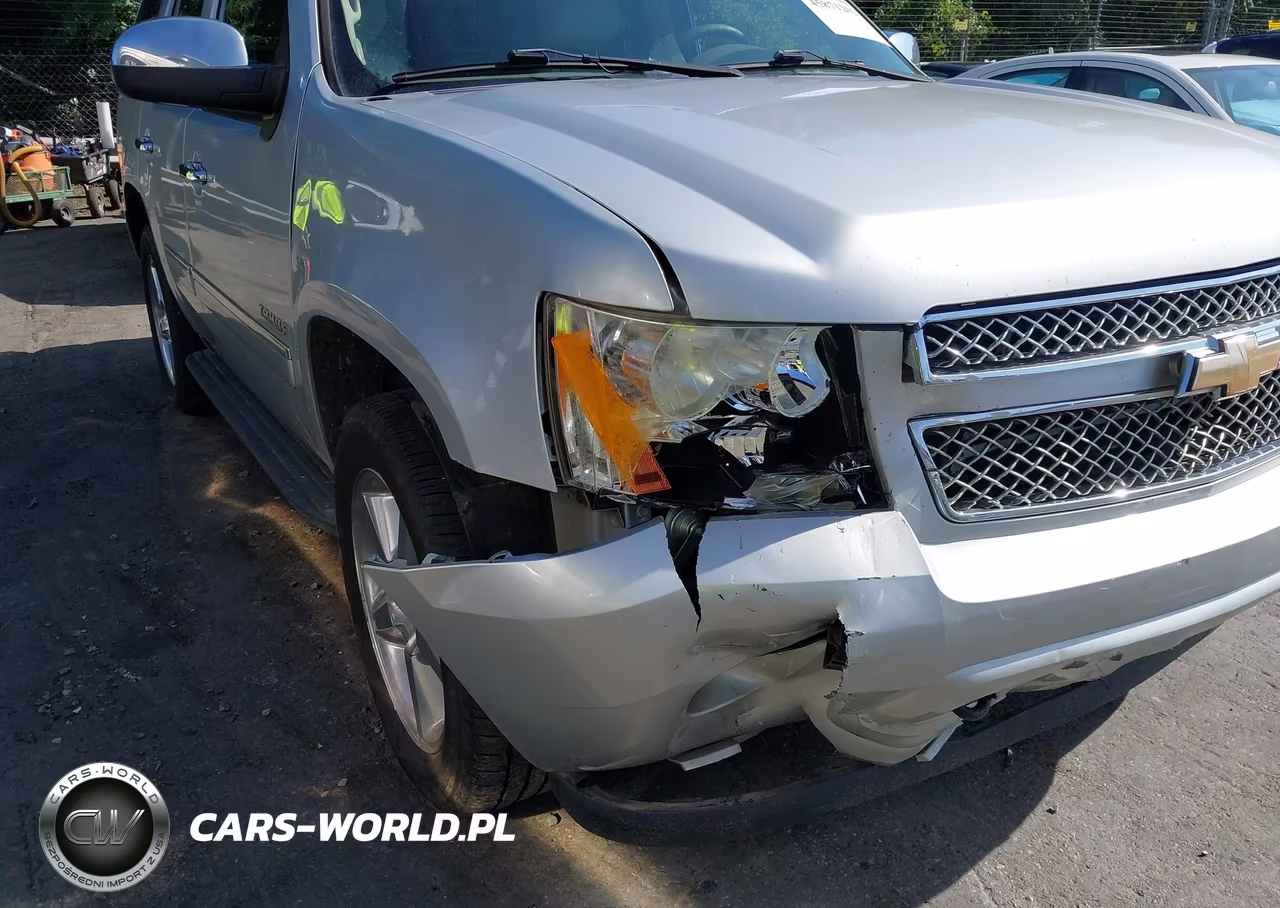 2010 Chevrolet Tahoe Ltz VIN:1GNUKCE08AR187921 - 6