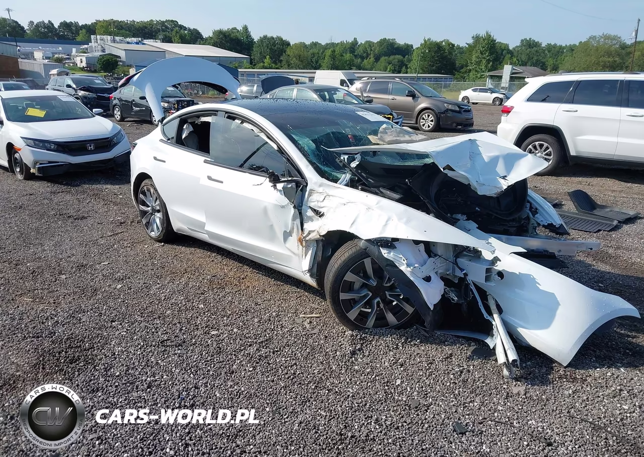 2026 Tesla Model 3 Premium Rear-Wheel Drive-Rear-Wheel Drive – zdjęcie 1 z 15