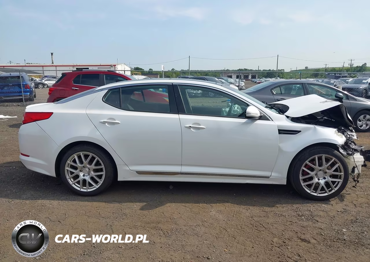 2013 Kia Optima Sx VIN:5XXGR4A67DG093618 - 13