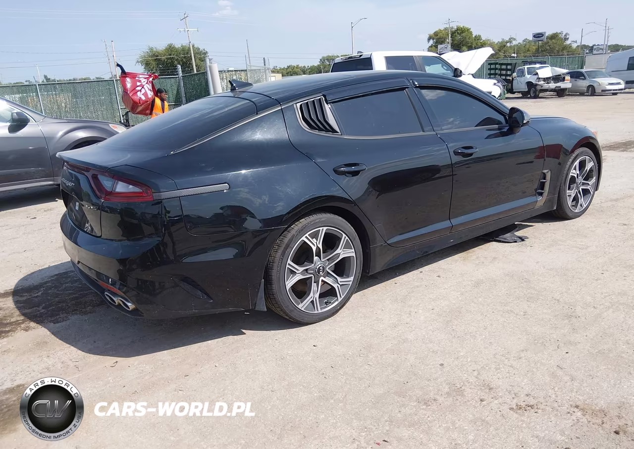 2020 Kia Stinger Gt-Line VIN:KNAE15LAXL6083729 - 4