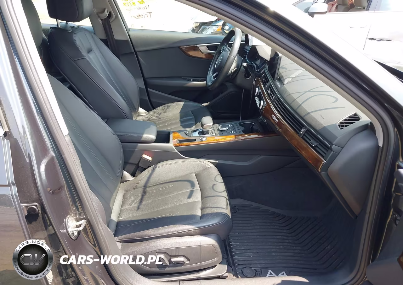 2019 Audi A4 45 Premium VIN:WAUDNAF45KA003036 - 5