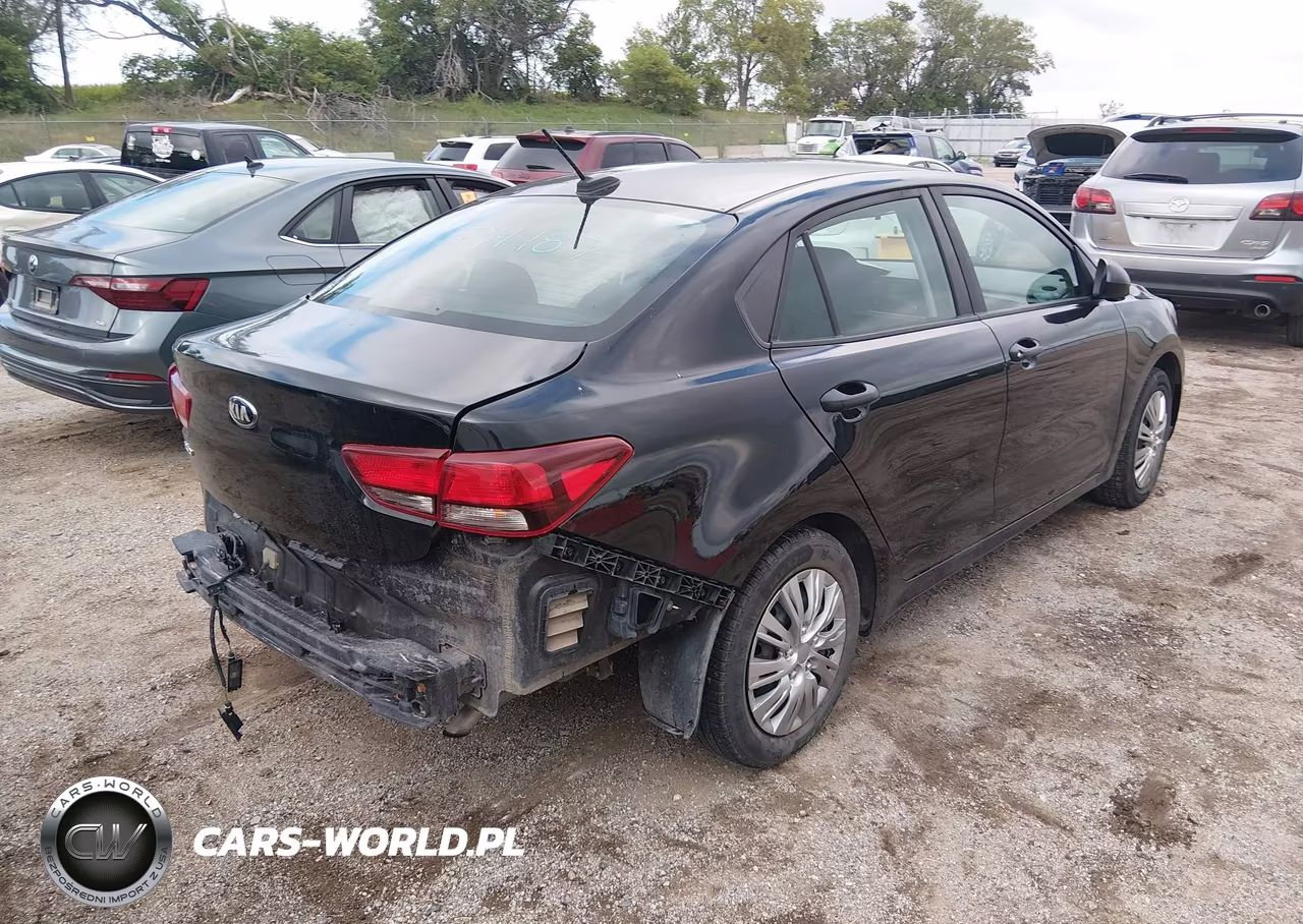 2018 Kia Rio Lx VIN:3KPA24AB9JE080218 - 4