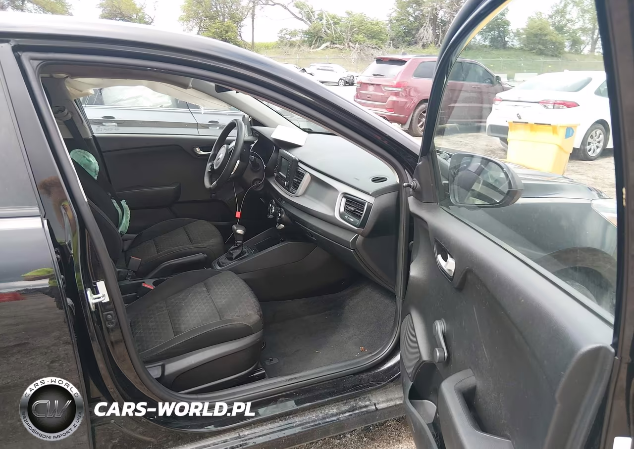 2018 Kia Rio Lx VIN:3KPA24AB9JE080218 - 5