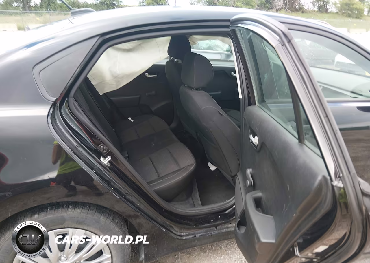 2018 Kia Rio Lx VIN:3KPA24AB9JE080218 - 8