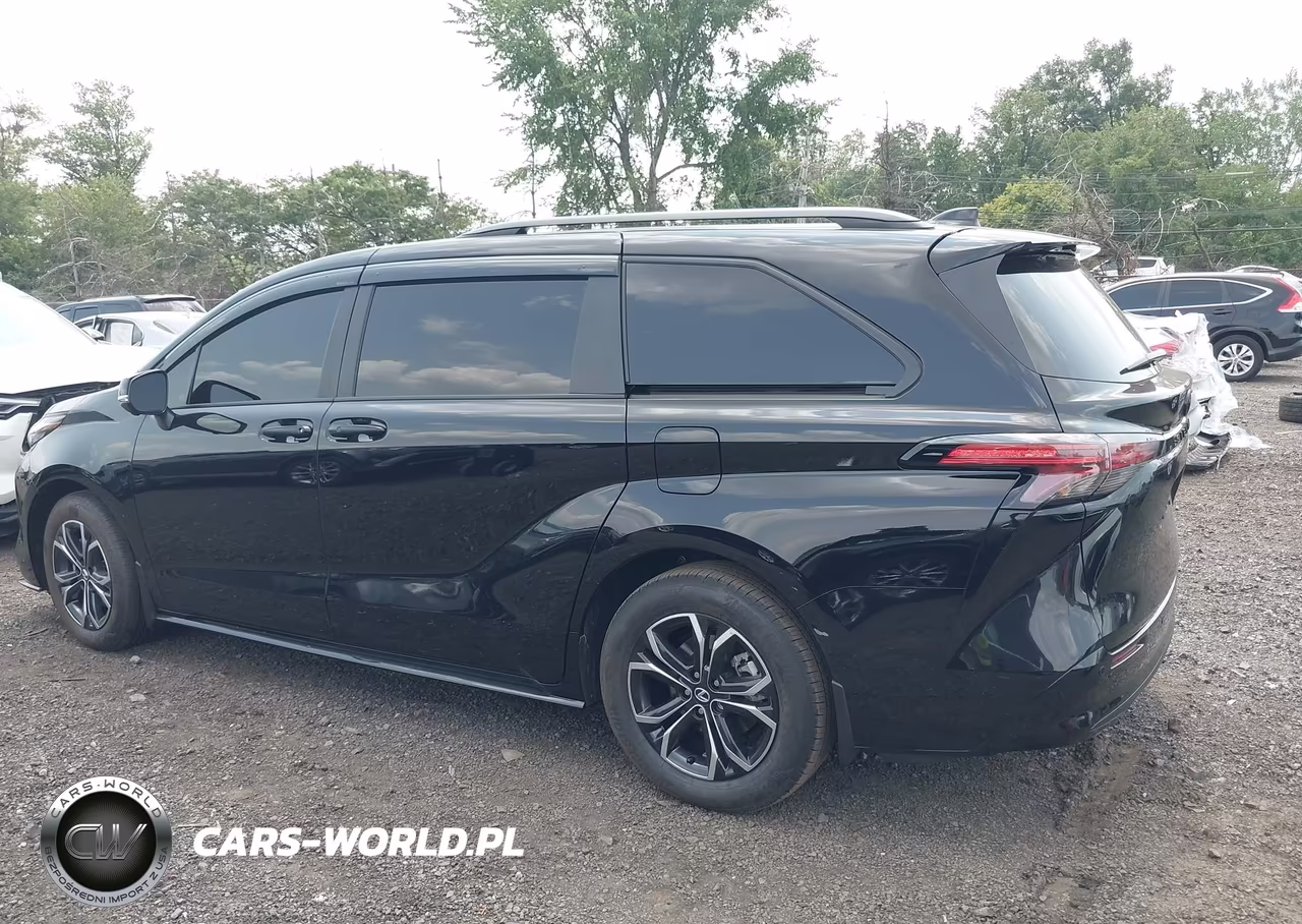 2026 Toyota Sienna Platinum VIN:5TDESKFC6TS255816 - 14